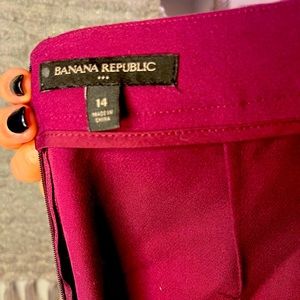 Burgundy skirt banana Republic